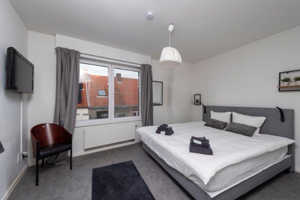 Chez Rg Apartment Брюж Екстериор снимка